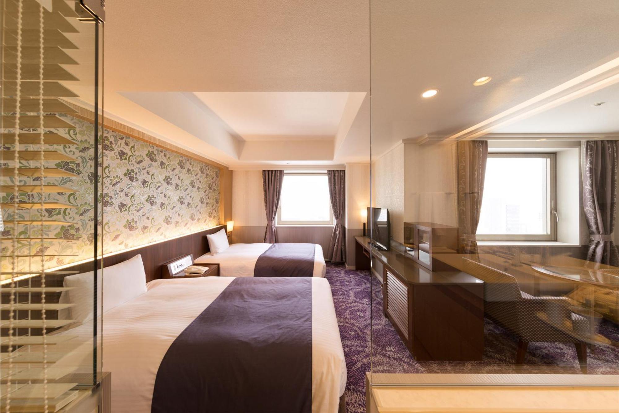 Kokusai 21 International 4*